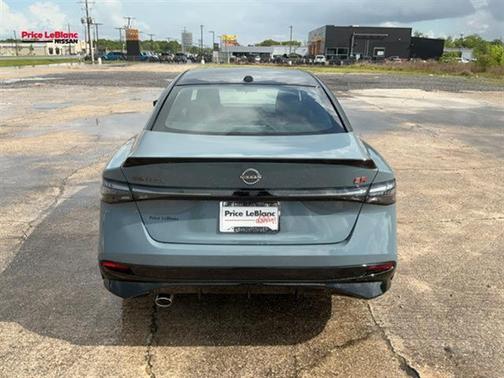 2t Gry Blk Roof 2026 Nissan Sentra SR