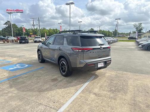 Gun Metallic 2023 Nissan Pathfinder Rock Creek