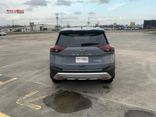 2023 Nissan Rogue Platinum
