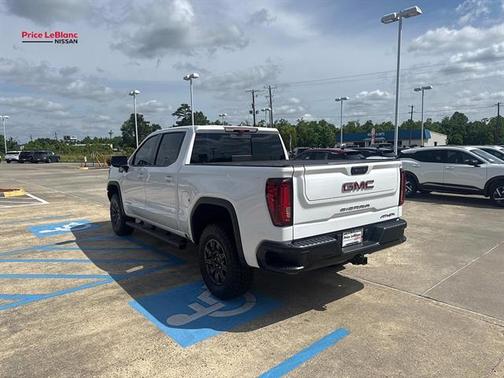 Summit White 2025 GMC Sierra 1500 AT4X