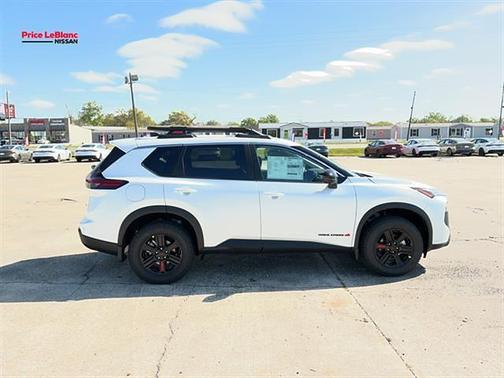 Everest White P 2026 Nissan Rogue Rock Creek