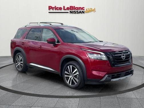 2025 Nissan Pathfinder Platinum