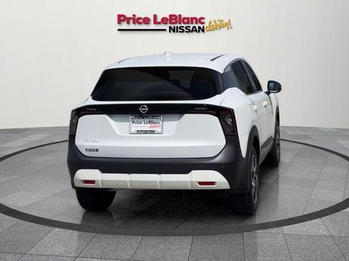 2025 Nissan Kicks SV