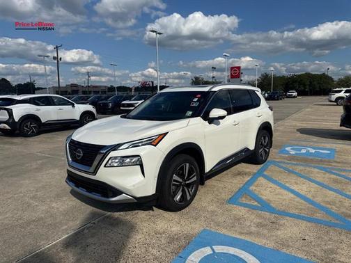 White 2023 Nissan Rogue Platinum