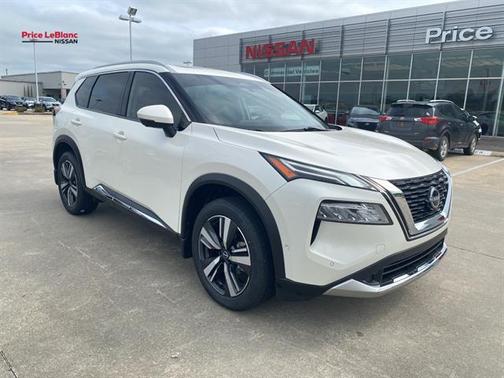 White 2023 Nissan Rogue Platinum