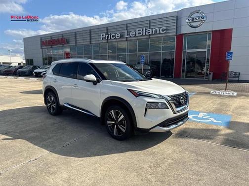 White 2023 Nissan Rogue Platinum