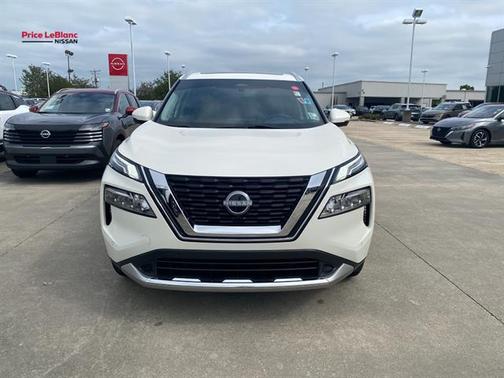 White 2023 Nissan Rogue Platinum