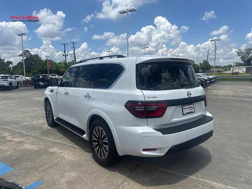 Aspen White Tricoat 2023 Nissan Armada SL