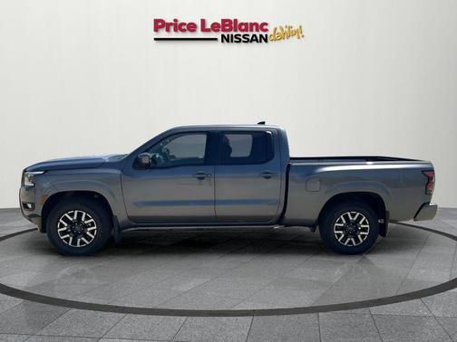 2025 Nissan Frontier SL