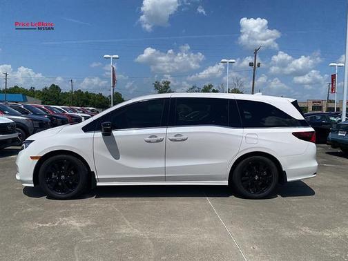 Platinum White Pearl 2024 Honda Odyssey Sport