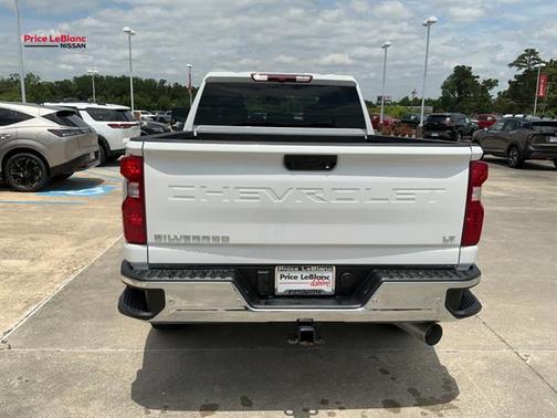 White 2025 Chevrolet Silverado 2500 LT