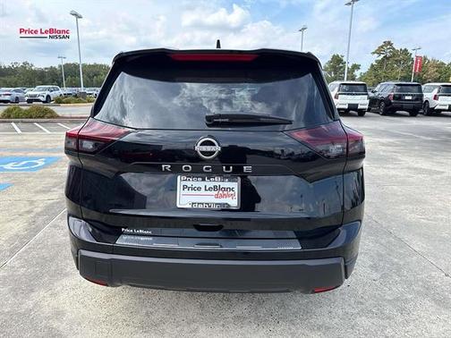 Super Black 2026 Nissan Rogue SV