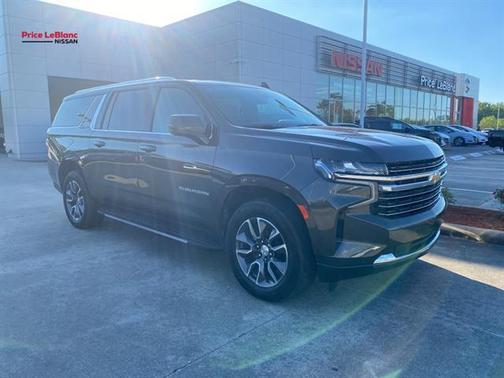 Graywood Metallic 2021 Chevrolet Suburban LT