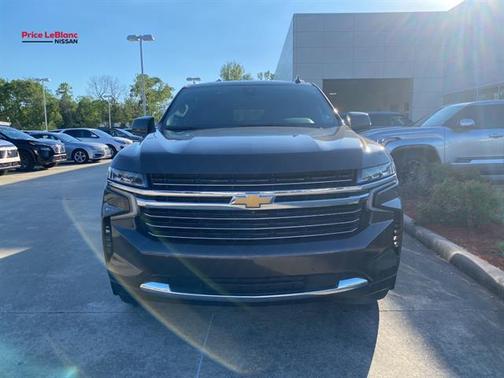 Graywood Metallic 2021 Chevrolet Suburban LT