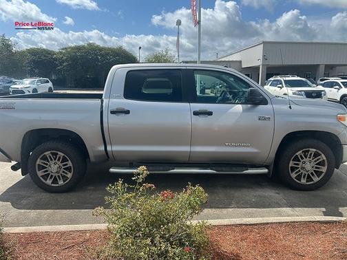 Silver Sky Metallic 2016 Toyota Tundra SR5