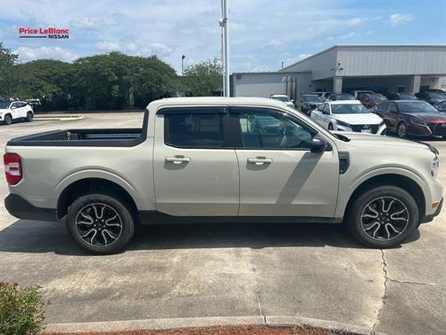 Terrain 2024 Ford Maverick Lariat