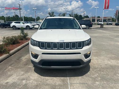 White Clearcoat 2019 Jeep Compass Latitude