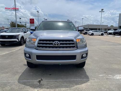 Magnetic Gray Metallic 2016 Toyota Sequoia Limited
