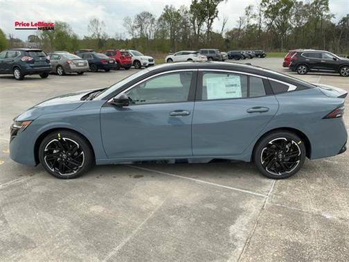 2t Gry Blk Roof 2026 Nissan Sentra SR