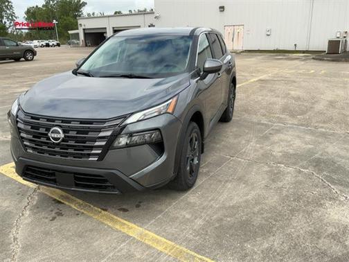 Gun Metallic 2026 Nissan Rogue SV
