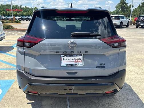 2 Tone Gray / Black Roof 2023 Nissan Rogue SV