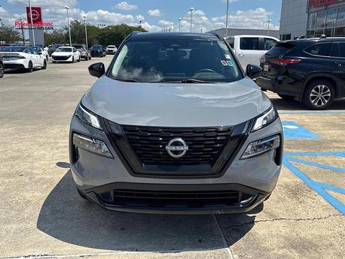 2 Tone Gray / Black Roof 2023 Nissan Rogue SV