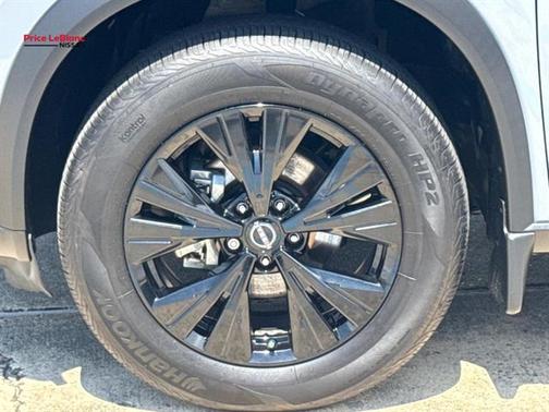 2 Tone Gray / Black Roof 2023 Nissan Rogue SV