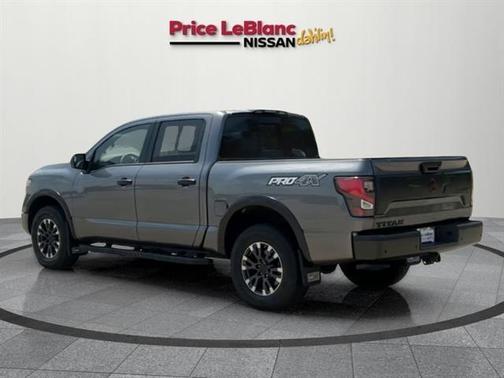 2024 Nissan Titan PRO-4X