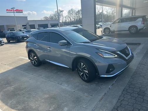 2023 Nissan Murano SL