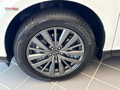 Everest White P 2026 Nissan Murano SL