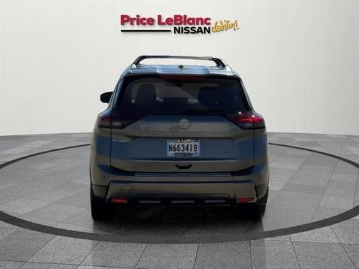 2024 Nissan Rogue SL