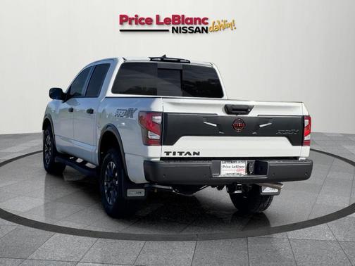 2024 Nissan Titan PRO-4X