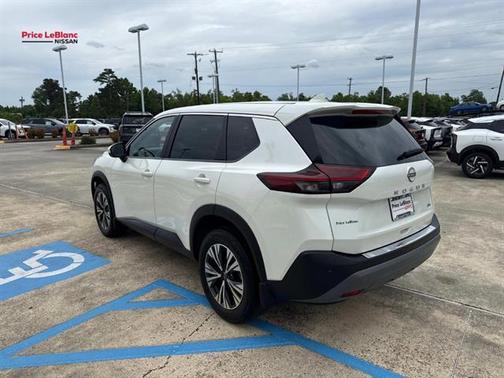 White 2023 Nissan Rogue SV