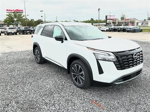 Everest White P 2026 Nissan Pathfinder Platinum