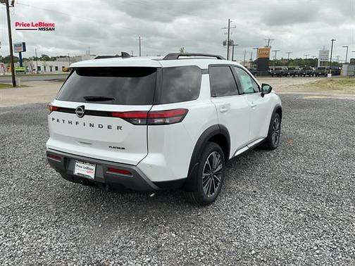 Everest White P 2026 Nissan Pathfinder Platinum