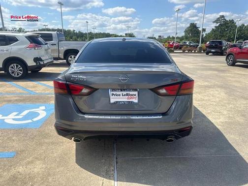 Gun Metallic 2023 Nissan Altima 2.5 SR