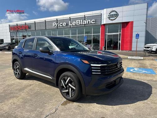 2t Blu Gry Roof 2025 Nissan Kicks SV