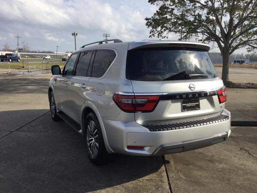 Photo 5 of 16 of 2021 Nissan Armada SL