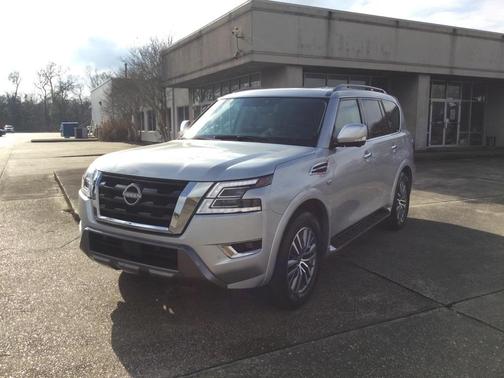 Photo 3 of 16 of 2021 Nissan Armada SL