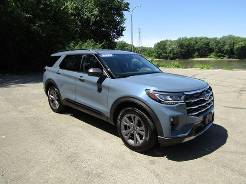 Vapor Blue Metallic 2026 Ford Explorer Active