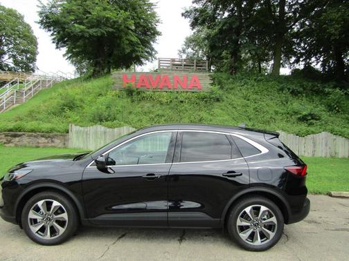 2023 Ford Escape Platinum