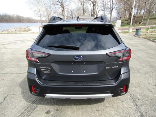 Magnetite Gray Metallic 2022 Subaru Outback Limited