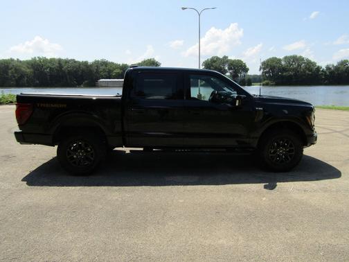 Agate Black Metallic 2025 Ford F-150 Tremor