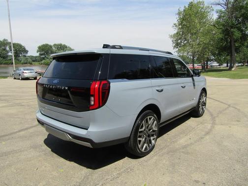 Gray 2025 Ford Expedition Platinum