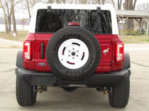 2025 Ford Bronco Heritage Edition