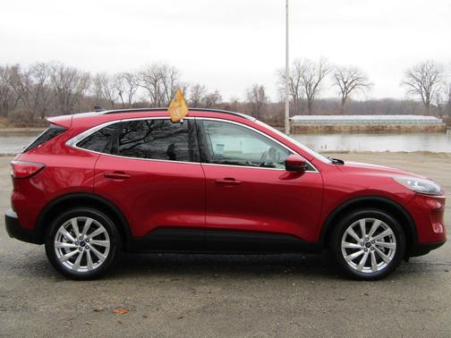 2021 Ford Escape Titanium