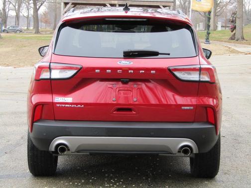 2021 Ford Escape Titanium