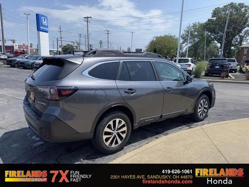 2022 Subaru Outback Premium