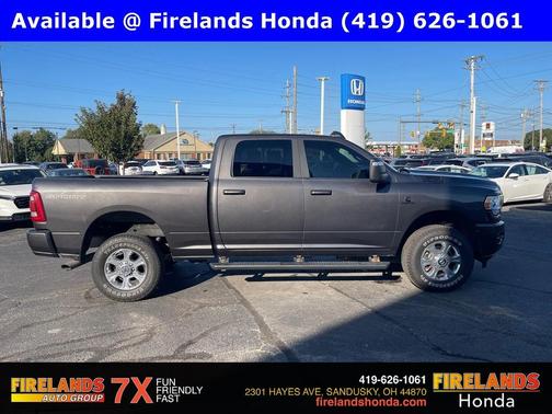 2024 RAM 2500 Big Horn Crew Cab 4x4 6'4' Box