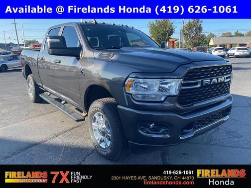 2024 RAM 2500 Big Horn Crew Cab 4x4 6'4' Box